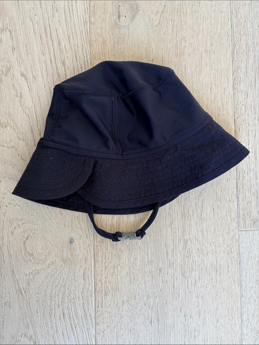Primary Black Kids Sun Hat with Adjustable Chin Cord